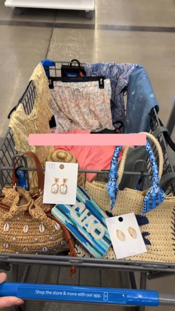 LIKE💙 + say WANT ⬇️ for 🔗s!! 7 Things You *Should* Be Buying From @walmart ✨🌷

Tried & tested favorites from the past few weeks! Everything is under $30 😱 + gets the official ~Amanda stamp of approval ✅ ~

‼️ Make sure to f0llow me @affordablebyamanda FIRST to get the msg via @linkdm_ 📥 for these cute spring finds! ‼️

💙 drop the word 👇🏻 WANT 👇🏻

For all the info on these 7 spring wardrobe must haves from Walmart before they sell out! 👏🏻 size Medium on everything you see in this video on me - shoes run TTS. 

walmart spring fashion • walmart spring outfits • walmart fashion finds 2026 • walmart spring accessories • walmart outfit ideas • mid size spring outfits • mid size walmart haul • spring wardrobe staples • budget friendly spring fashion • everyday spring outfits • walmart women fashion • Walmart try on haul • Walmart haul • walmart casual spring looks, walmart women’s spring outfits 2026, walmart everyday spring outfits, walmart spring clothing haul, walmart affordable spring fashion #walmarthaul #walmartcreator #walmartshopwithme #walmartstyle