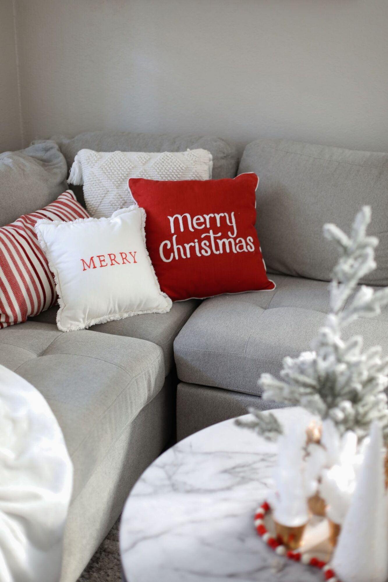 Affordable Christmas Decorations - Christmas Home Decor Ideas