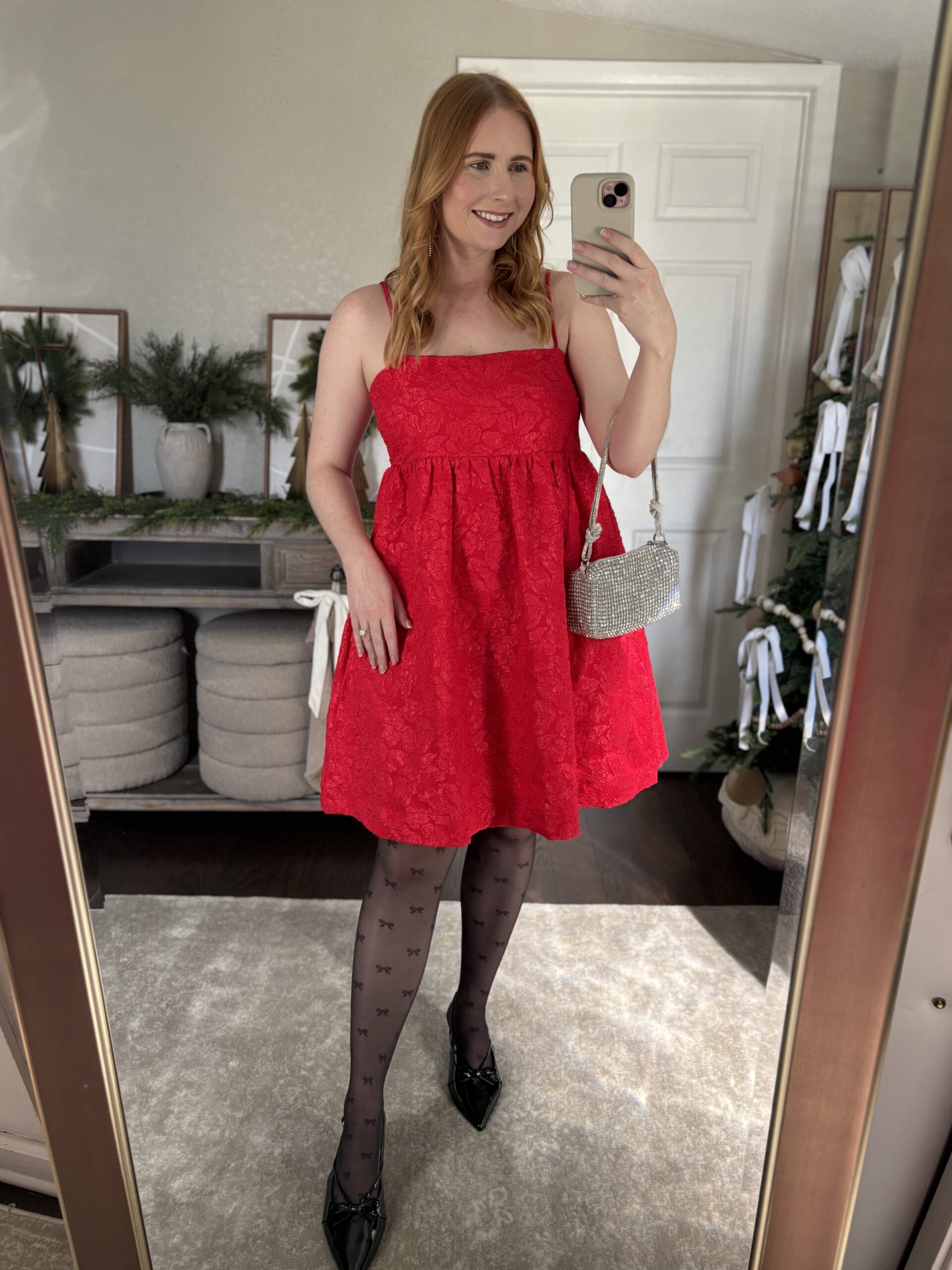 Free Assembly Women's and Women's Plus Sleeveless Lace Babydoll Dress with Pockets, Size XS-4X