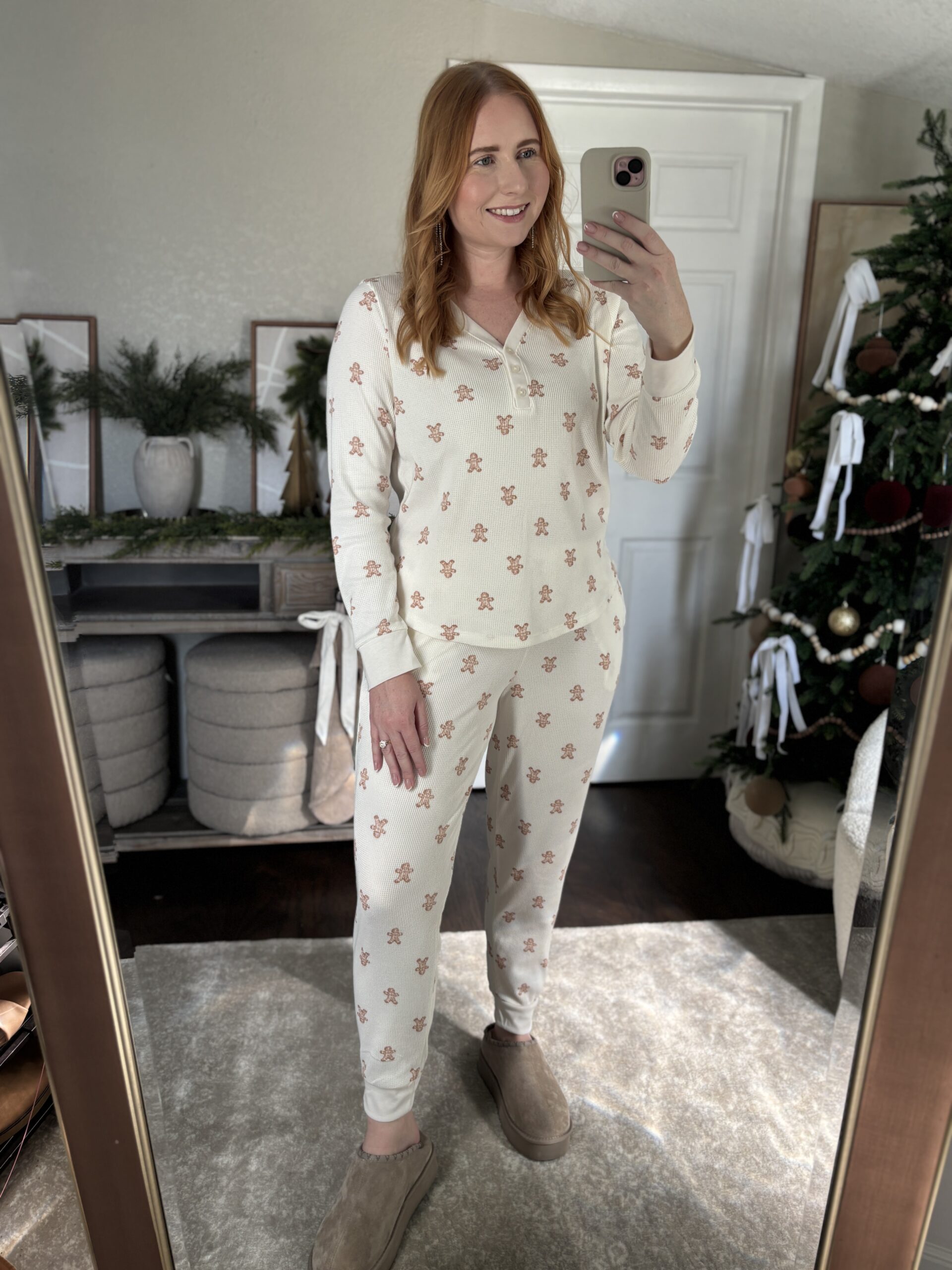 Joyspun Women's Waffle Knit Henley Sleep Top, Joggers and Socks Pajama Set, 3-Piece