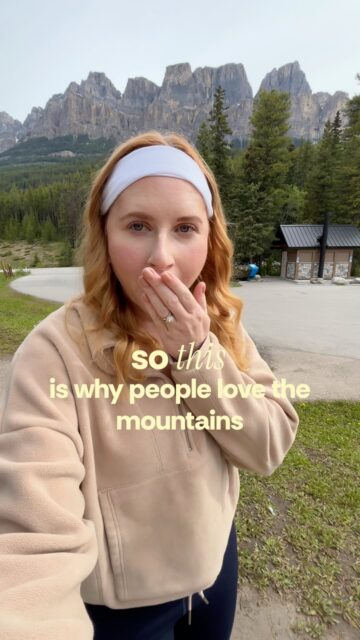 🥹 I really didn’t expect the ⛰️ would actually make me… emotional?? But wow, this Florida girl was absolutely 💯 amazed every single day we spent in Banff last week. Sometimes changing your view can bring a whole new perspective ✨ #banffnationalpark #banffcanada #banffalberta #banfftravel #mountainviews